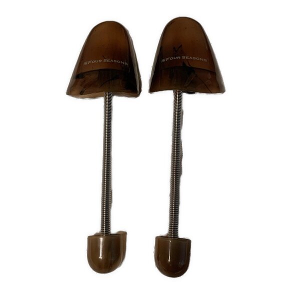 Four Seasons Spring Shoe Trees - Picture 1 of 1